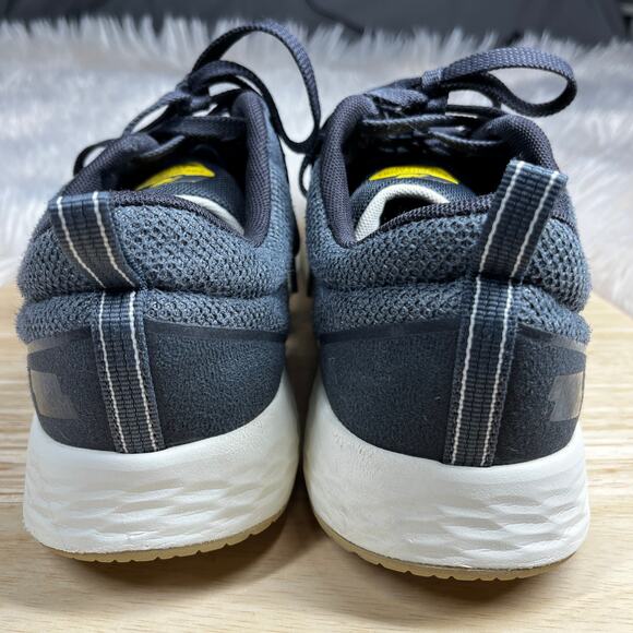 New Balance Arishi v3 Athletic Shoes Mens Size 10.5 Gray/Gold Comfort Sneaker